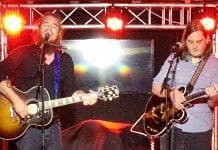 Israel Nash Gripka – Bergen, 02.05.2013