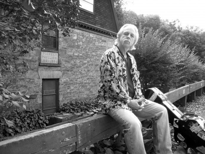 Steve-Young-PP-B&W (1)