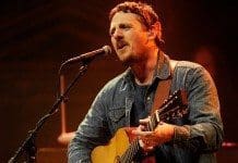 Sturgill hentet hjem sin første Grammy