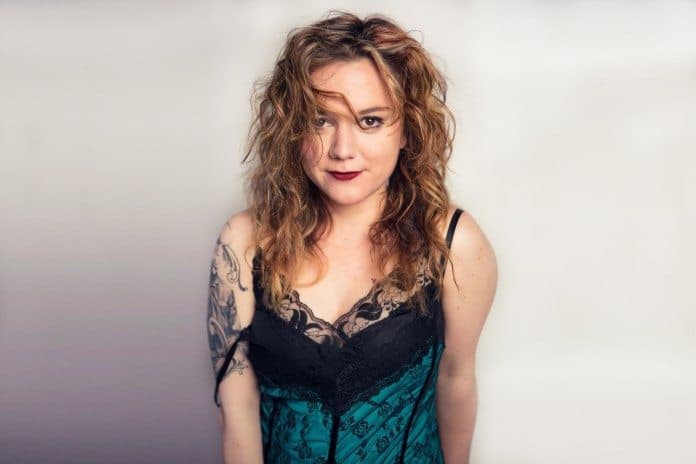 Lydia_Loveless_Horizonal_David_T_Kindler_Girls_Style
