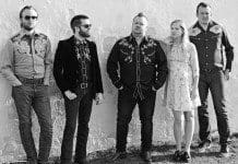 Lucky Lips – Coming Home