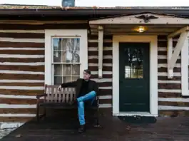 Stephen Simmons – Hunch