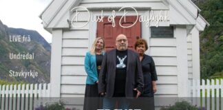 Dust of Daylight Sessions: Trøyst -Sjumilssko – Live frå Undredal Stavkyrkje