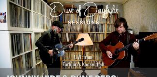 Dust of Daylight Sessions: Johnny Hide & Rune Berg