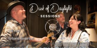 Berit Håpoldøy & Twang Gang – Dust of Daylight Sessions