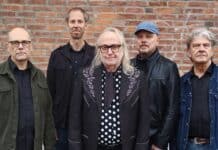 Levi Henriksen & Babylon Badlands – Sverige